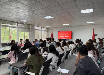 深化产教融合，共筑匠心未来——安徽新华学院艺术学院与安徽沃瑞眼科医院有限公司校企合作签约仪式圆满举行