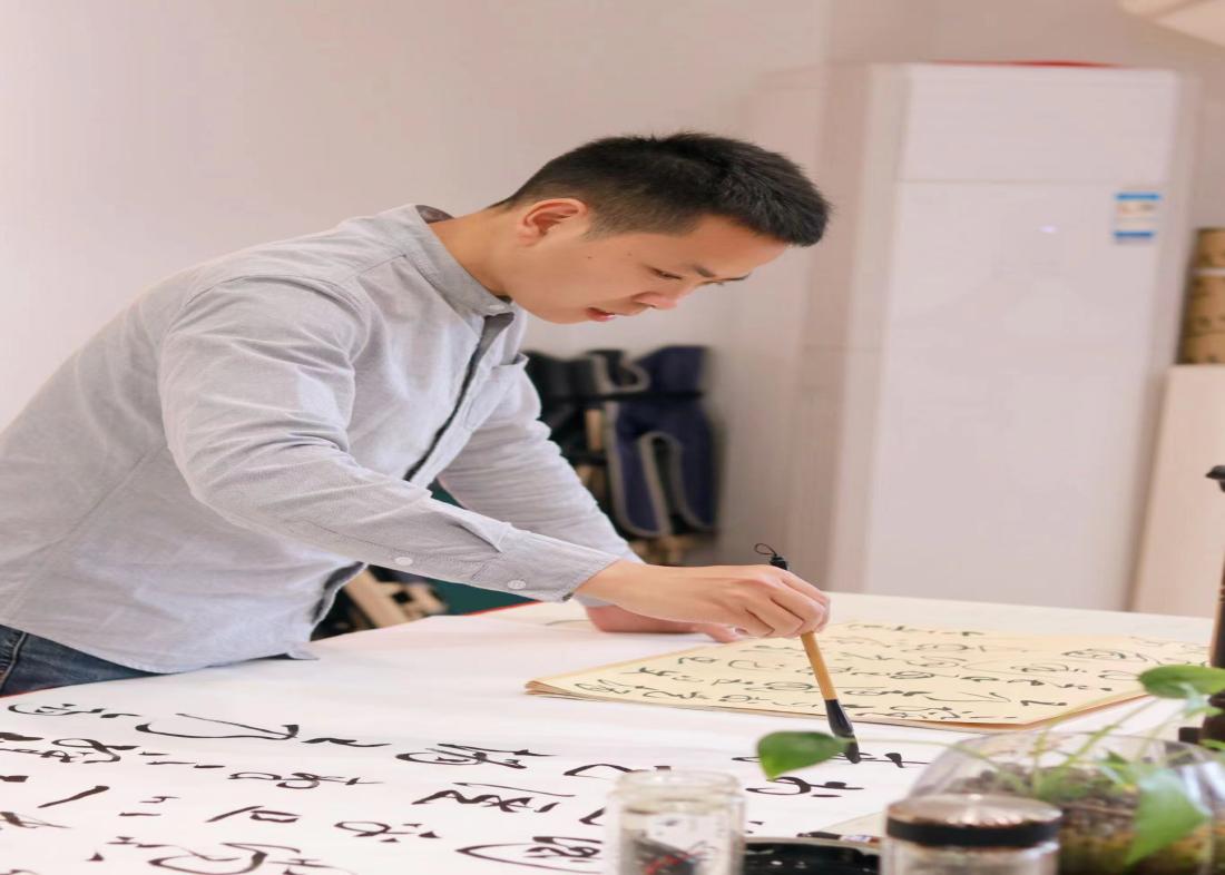 【辅导员】-姜春